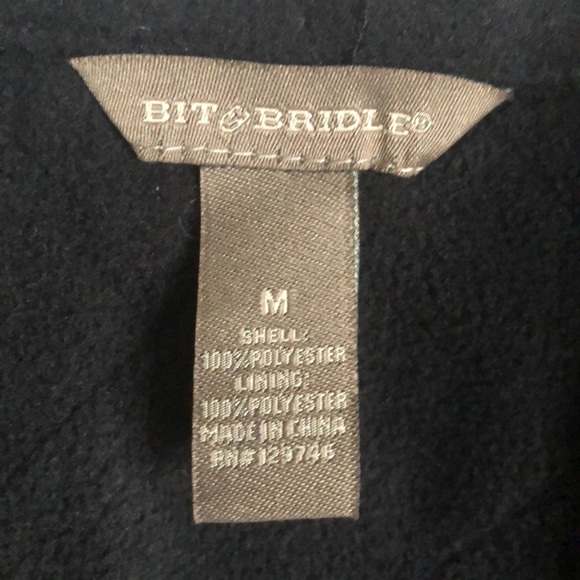 Vest - Picture 2 of 3